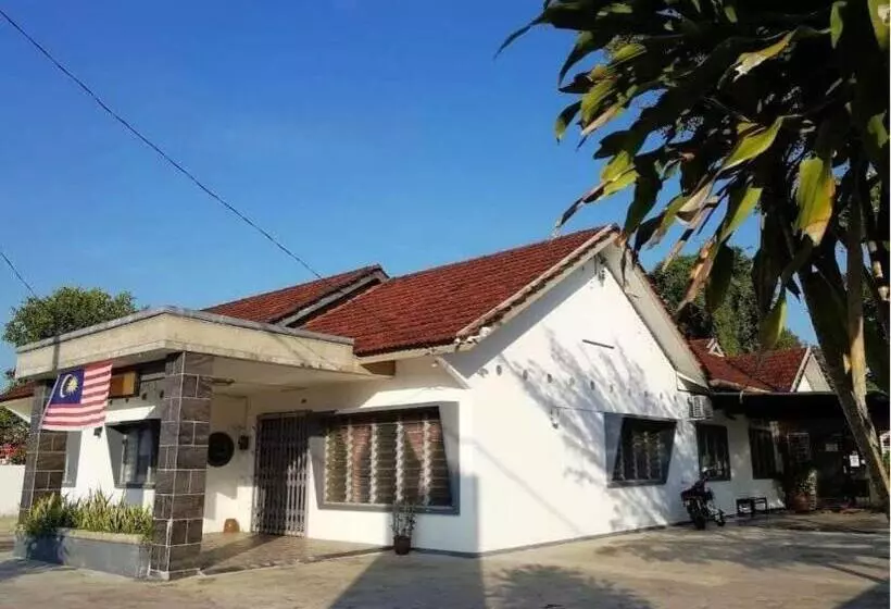 ペンション Raintown Inn Taiping