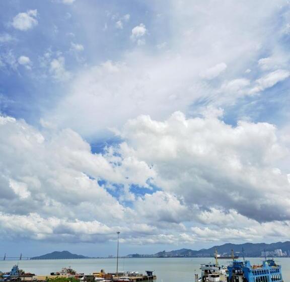 Пансион Woodsbury Suites Ikea House Butterworth Penang