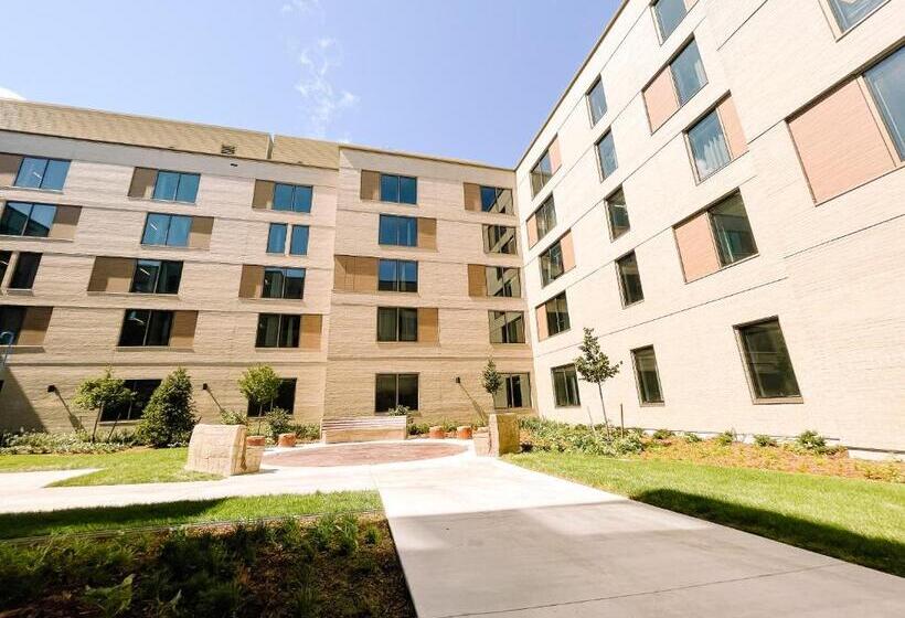 Queen S University Residence