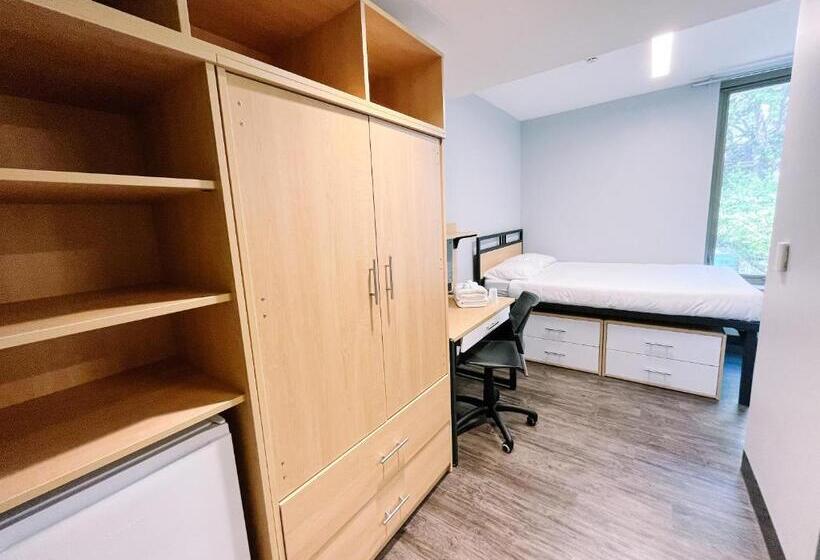 Queen S University Residence