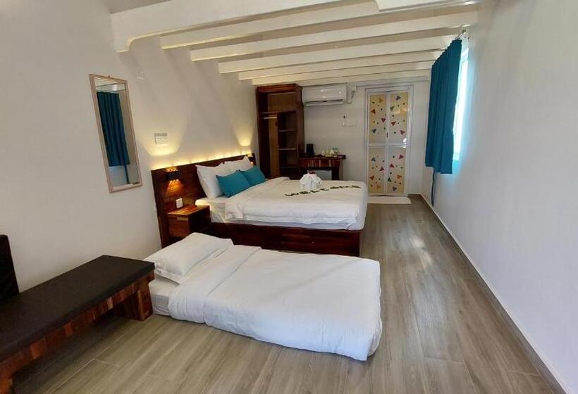 منتجع Coastal Bay Dungun Staycation