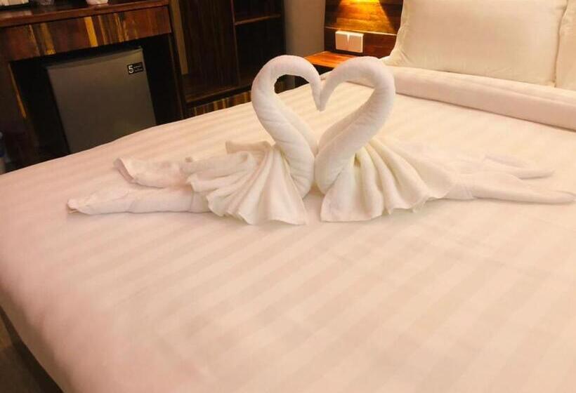 منتجع Coastal Bay Dungun Staycation