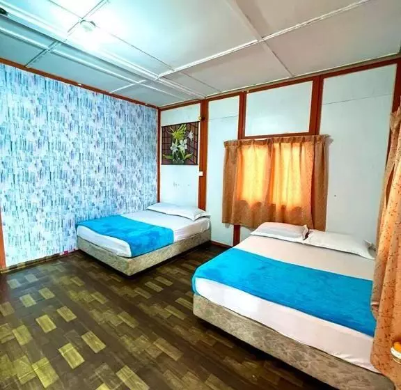 استراحتگاه Mukut Coral Chalet