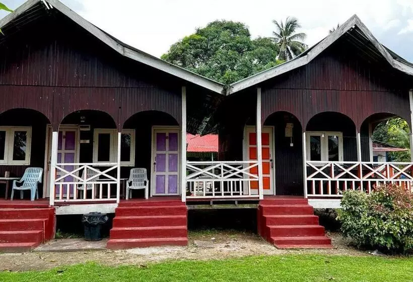 استراحتگاه Mukut Coral Chalet
