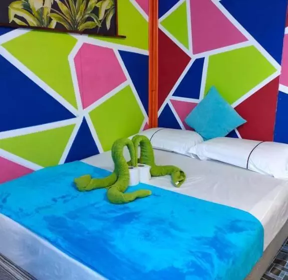 استراحتگاه Mukut Coral Chalet