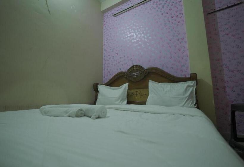 Shreeji Hotel And Restaurant By Wb Inn