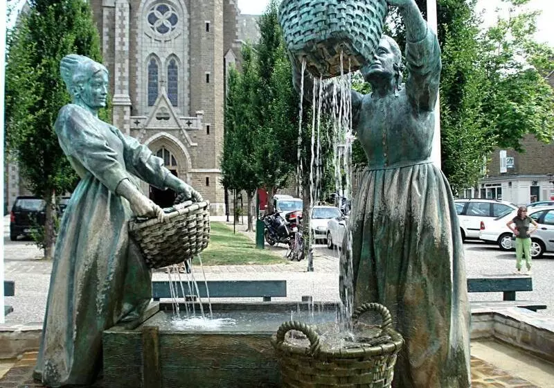 Aamiaismajoitus (B&B) Chambres D Hotes Regine