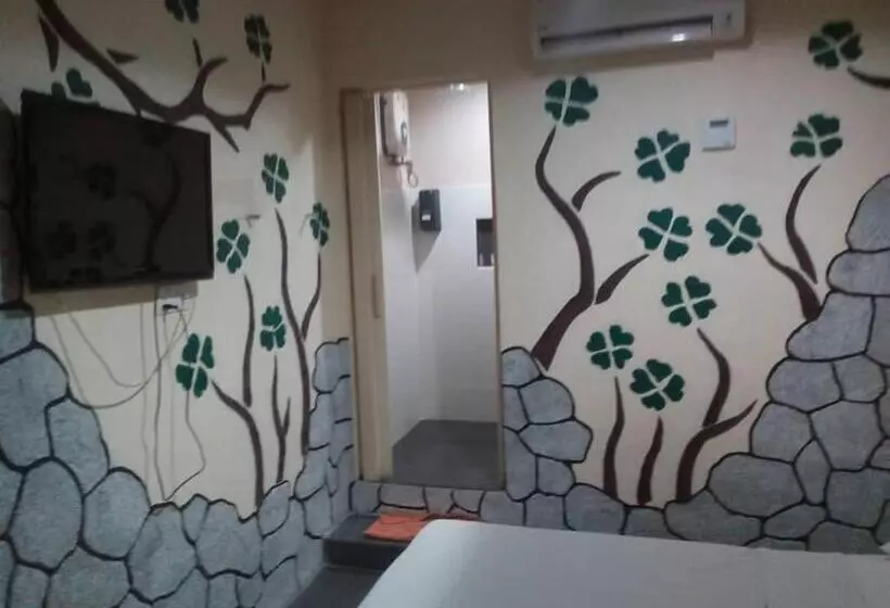 Golden Leaf Hotel Danga Bay 5 Minutes Hospital Hsa,zoo,angsana Mall,20 Minutes Utm, Legoland