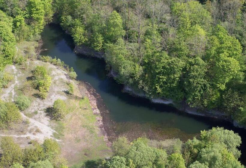 Отель Bjärsjölagårds Slott