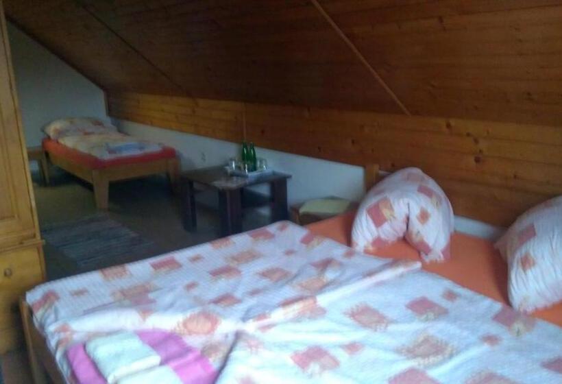 فندق Koloniál Skalité