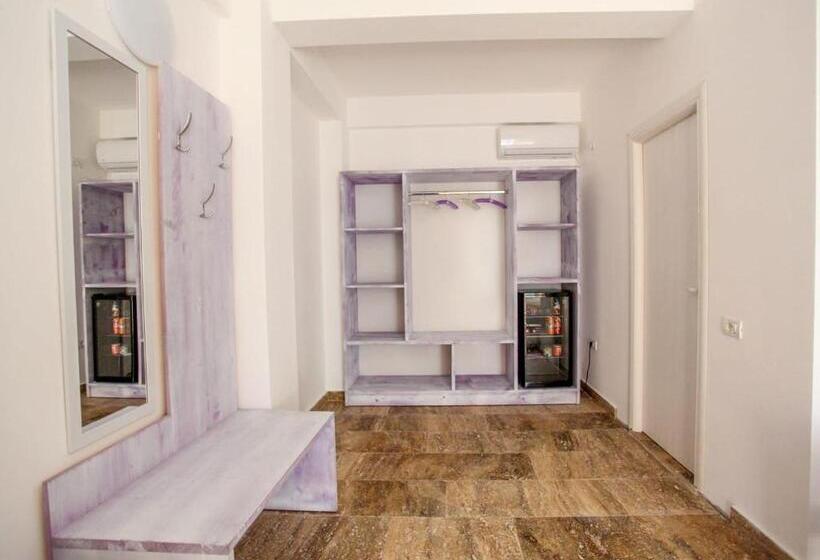 هتل Lavender Villa