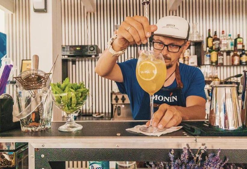 هتل Lavender Villa