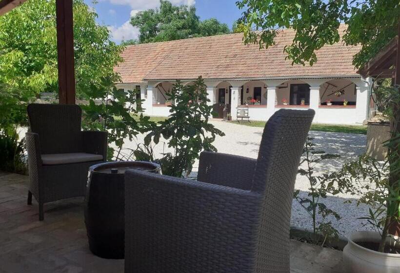 호텔 Letűnt Idők Vendégház