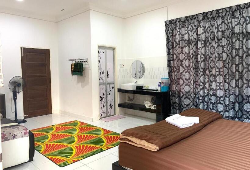 Otel Wan Danisha Villa Inn