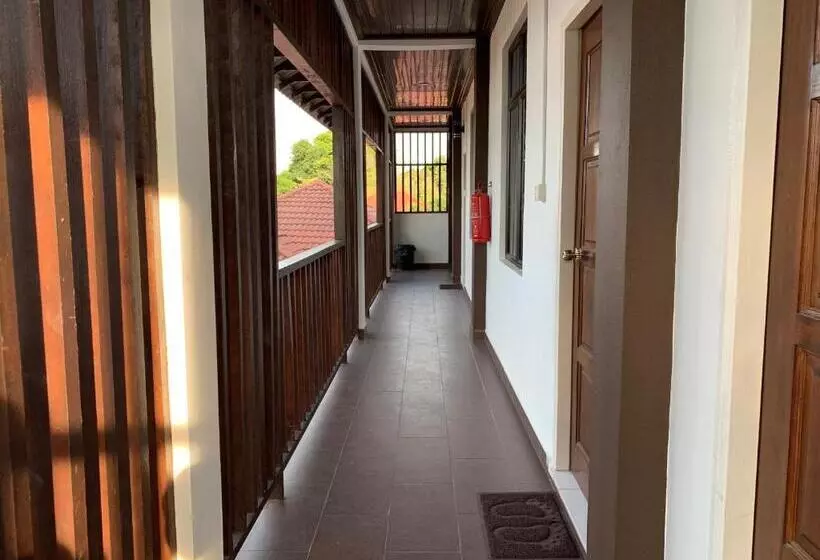 ホテル Wan Danisha Villa Inn