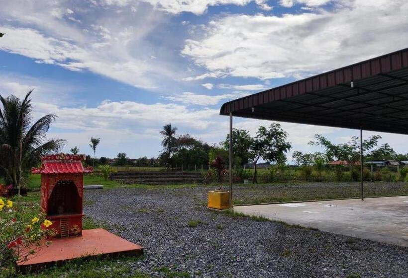 פנסיון Chakkai Village Living Guest House