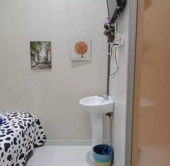 Majatalo Desa Besut Inn