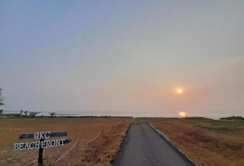 Majatalo Kc Beachfront
