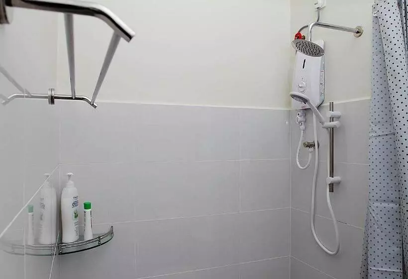 Majatalo Kc Beachfront