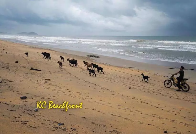 Majatalo Kc Beachfront