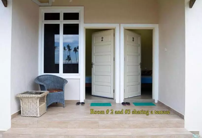 Majatalo Kc Beachfront