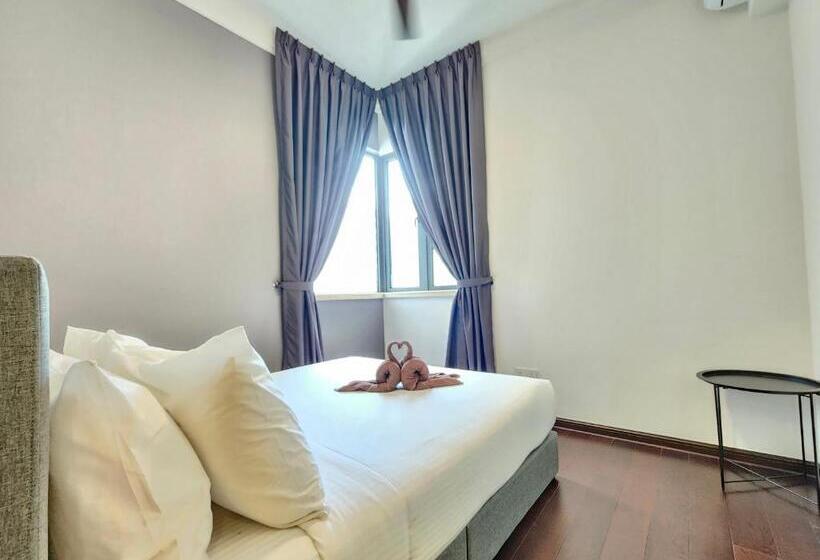 R&f Princess Cove Ciq Premium Sea View Suites By Neo