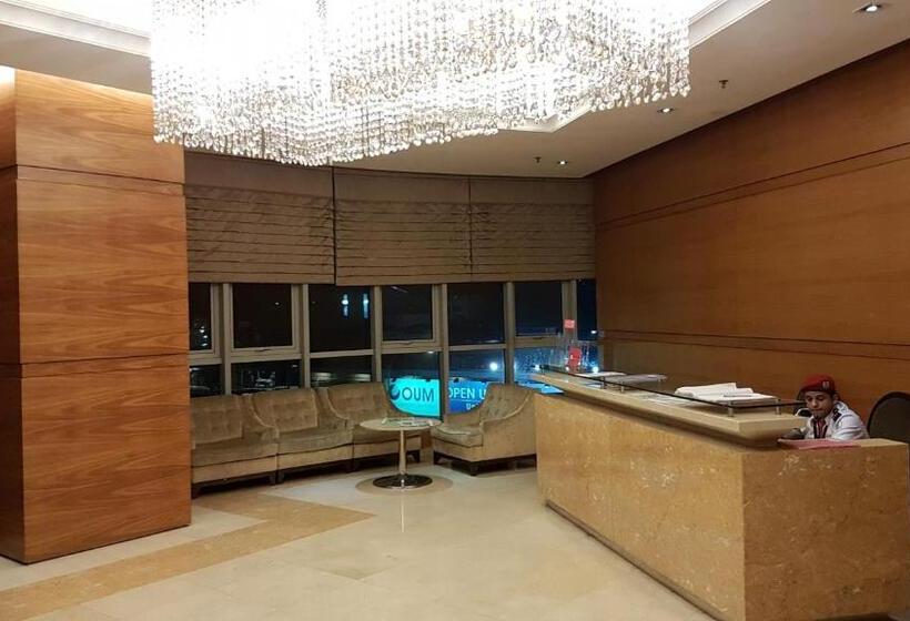 Skybed Over The Sky Hostel @regalia Suites & Residences Kl