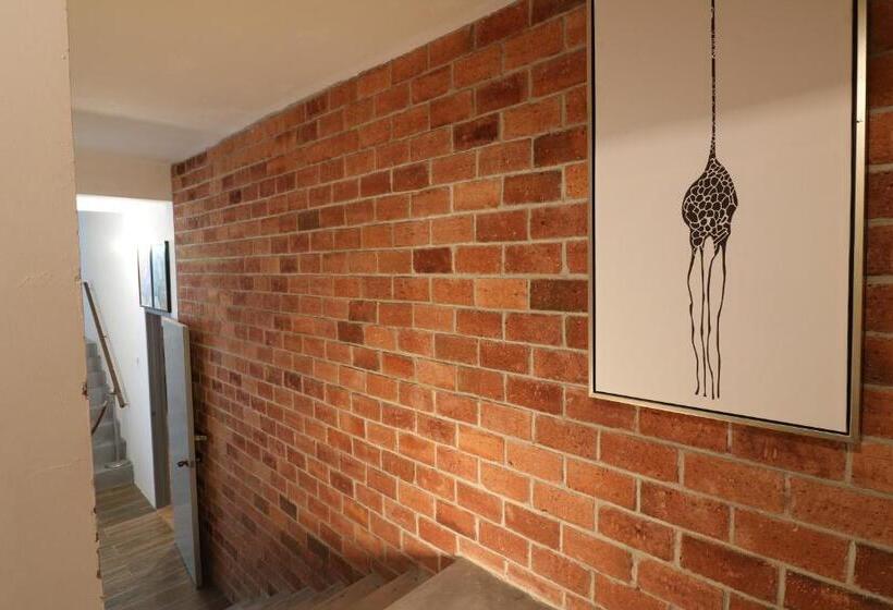 Urbanstay Industrial