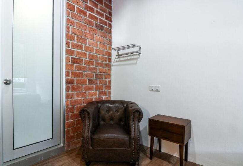 Urbanstay Industrial