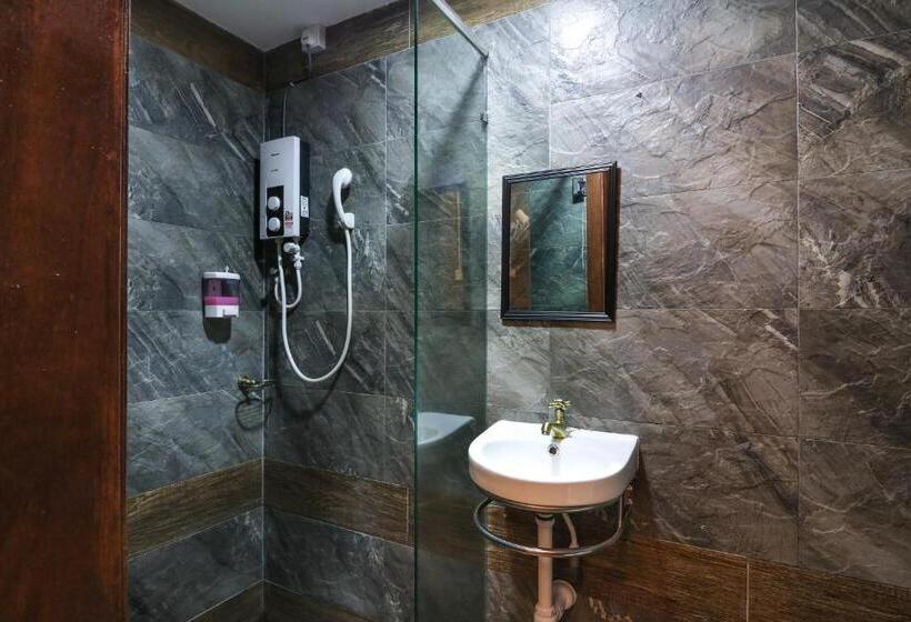 Urbanstay Industrial