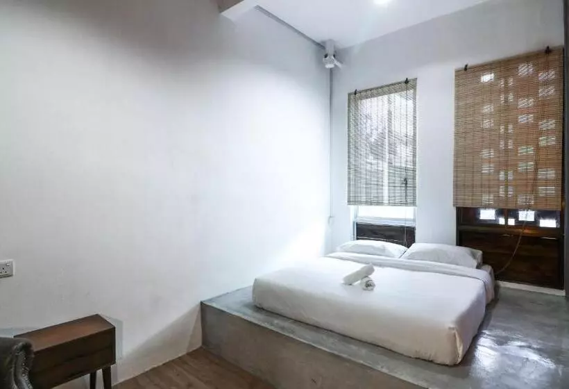 Urbanstay Industrial