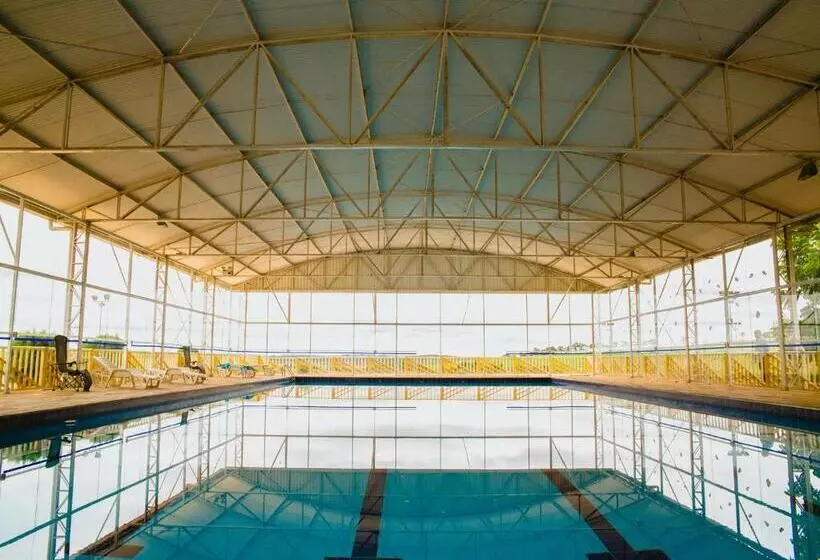 ユースホステル Eventos E Hospedagem São José