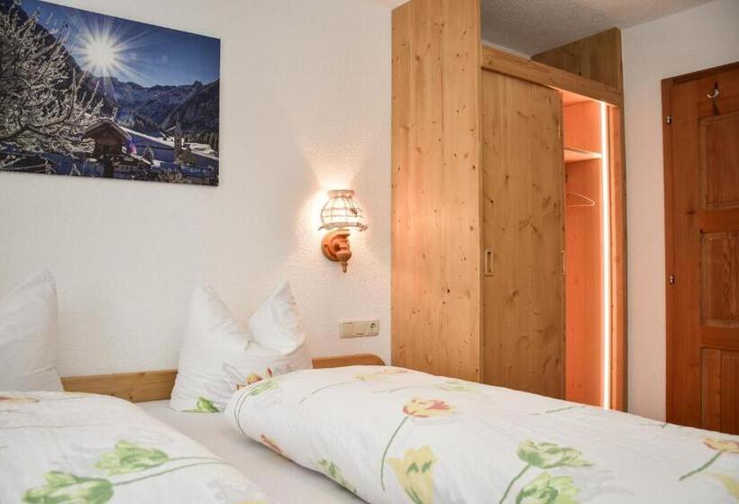 Общежитие Gasthaus Alpenrose