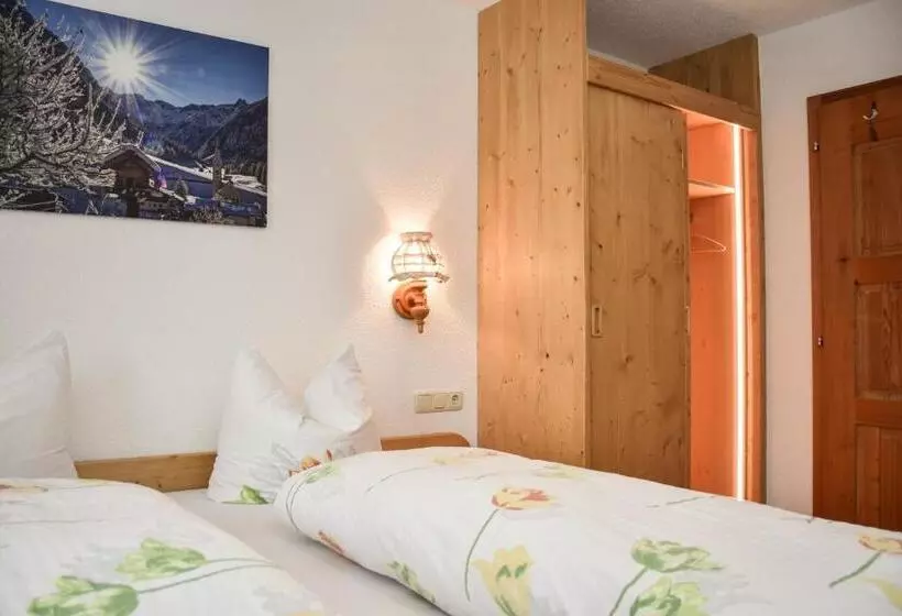 Retkeilymaja Gasthaus Alpenrose
