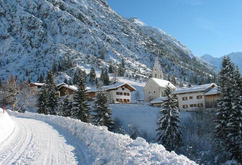 Общежитие Gasthaus Alpenrose