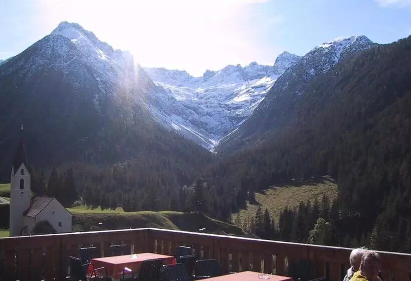 Retkeilymaja Gasthaus Alpenrose