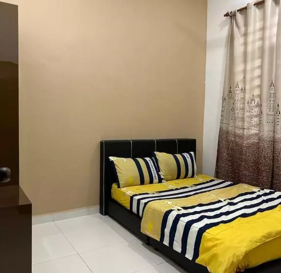 ユースホステル Zuriana Ashraf Homestay Kota Bharu