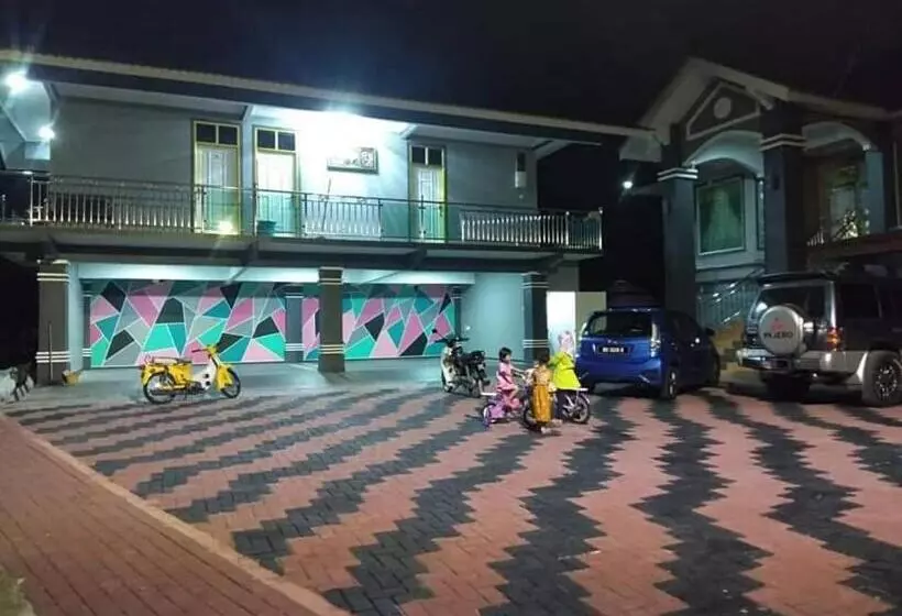 ベッドアンドブレックファースト Airport Kota Bharu Roomstay & Riverside Homestay