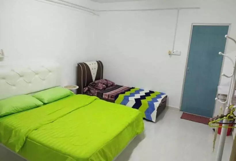 ベッドアンドブレックファースト Airport Kota Bharu Roomstay & Riverside Homestay