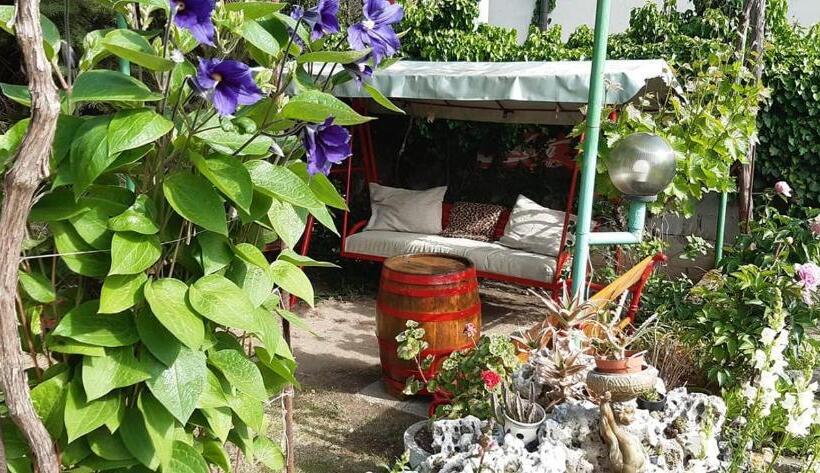 Family Hotel California Varna