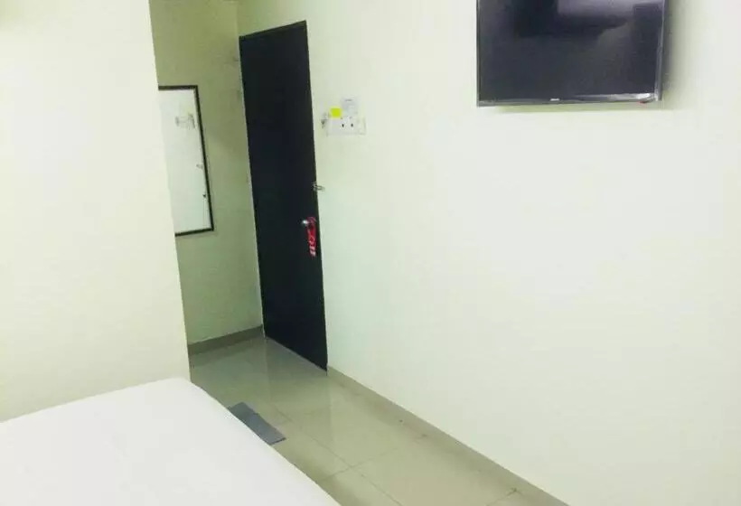 ホテル Desa House