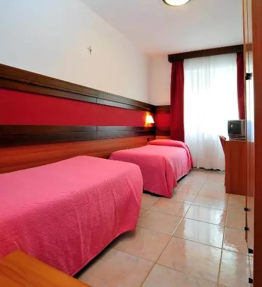 Hotelli Ristorante Sasso Remenno