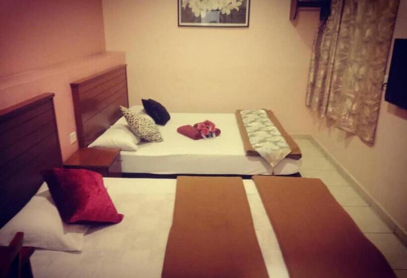 בית מלון כפרי Weng Kong Homestay