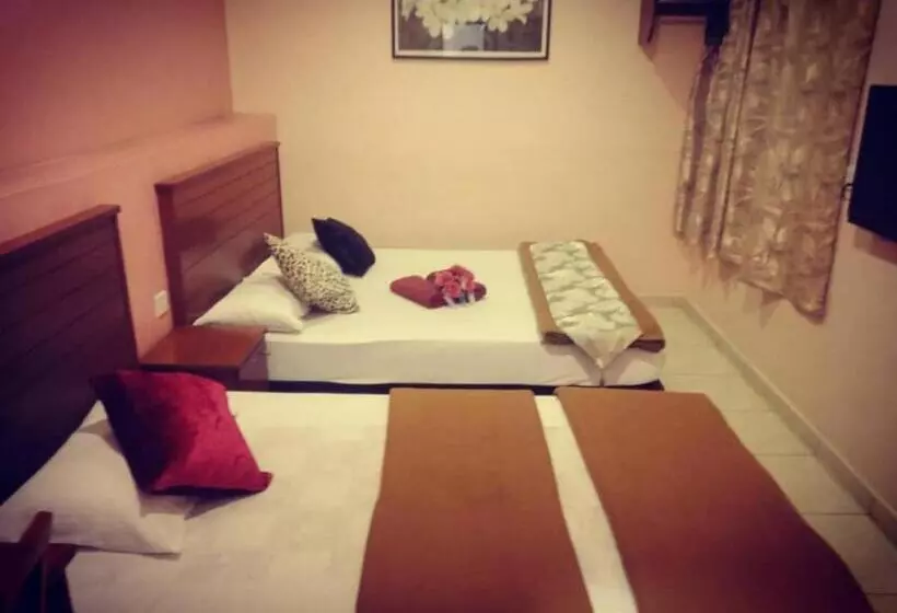 ホテル Weng Kong Homestay