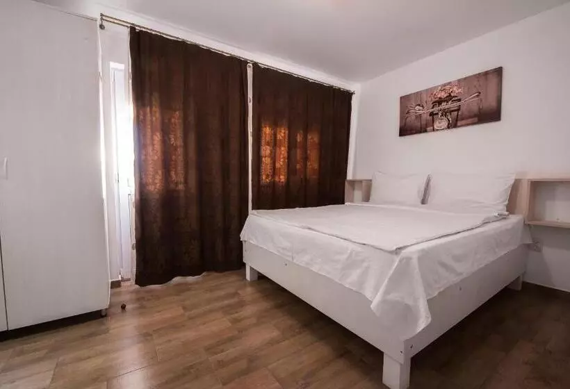 ペンション Casa 4 Odăi