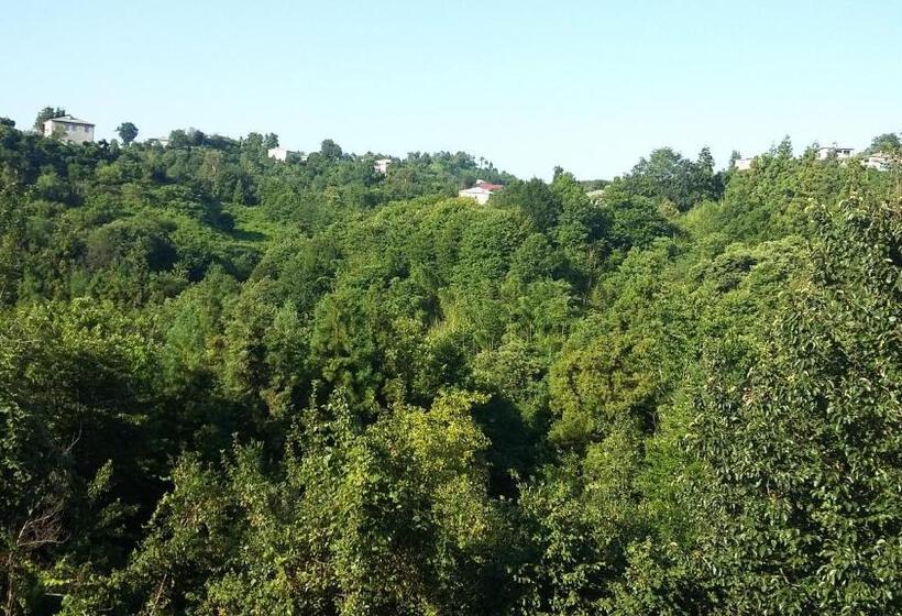 پانسیون Guest House Maia