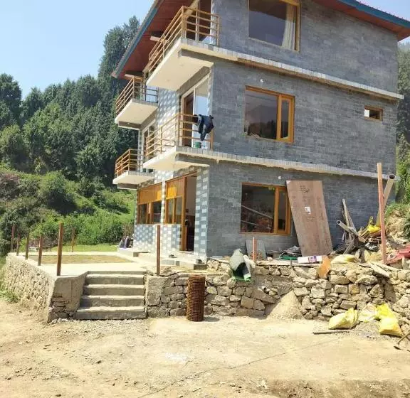 ペンション Meenansh Home Rajgundha