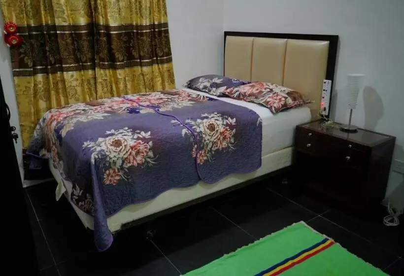 Majatalo Mri Residence   Homestay In Sg Buloh With Swimming Pool   No Pork&alcohol Allowed