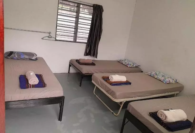 Majatalo Tony’s Guesthouse At Teluk Bahang