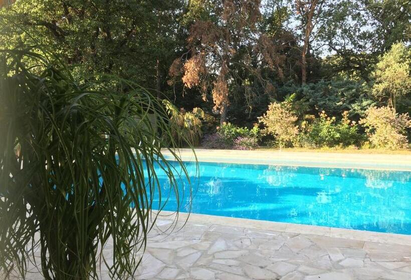 مبيت وإفطار Chambres D Hotes Saint Alexandre La Rouvière